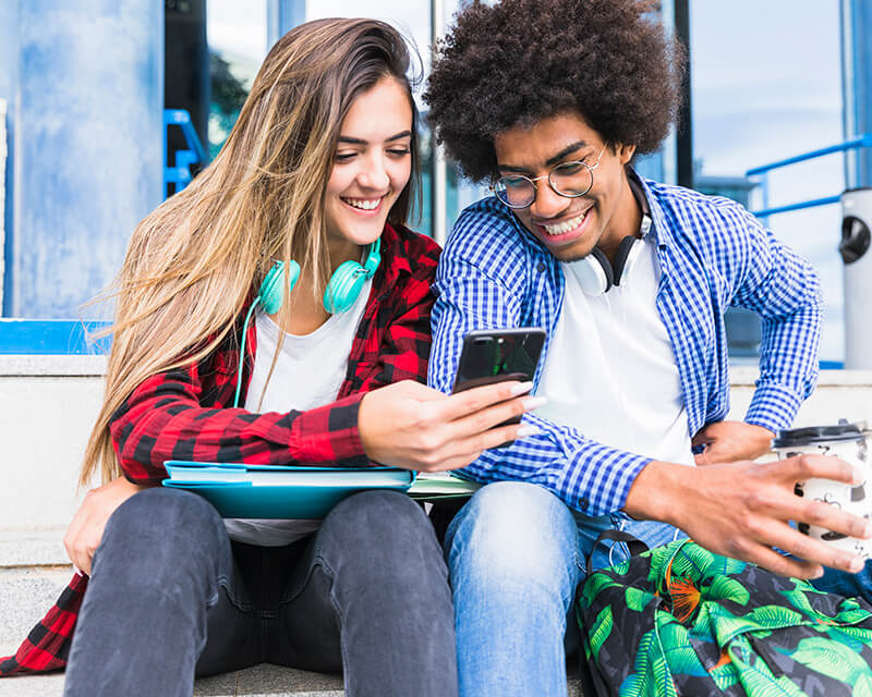 No mundo atual, aprender idiomas nunca foi t&atilde;o acess&iacute;vel, gra&ccedil;as &agrave; tecnologia. Nesta postagem, examinaremos as melhores op&ccedil;&otilde;es para aprender idiomas online, permitindo que voc&ecirc; aprimore suas habilidades no conforto da sua casa.

Voc&ecirc; descobrir&aacute; uma variedade de recursos, desde aulas interativas ao vivo at&eacute; aplicativos de aprendizado de idiomas inovadores. Avaliaremos essas op&ccedil;&otilde;es para ajud&aacute;-lo a escolher aquelas que se ajustam ao seu estilo de aprendizado. Prepare-se para come&ccedil;ar sua jornada de aprendizado de idiomas online e alcan&ccedil;ar a flu&ecirc;ncia que voc&ecirc; deseja com facilidade e conveni&ecirc;ncia.